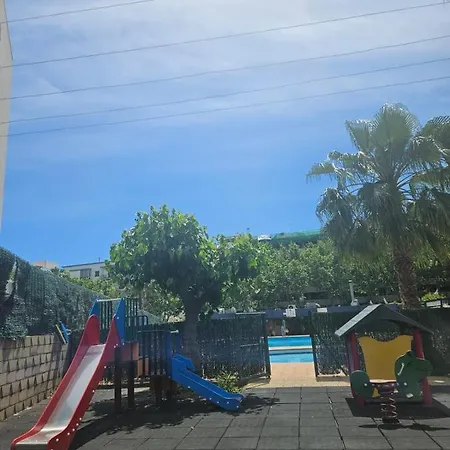Playa De Levante-centro Salou, 2 Apartment *